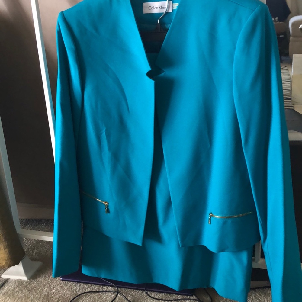 Calvin Klein two price fitted suit.